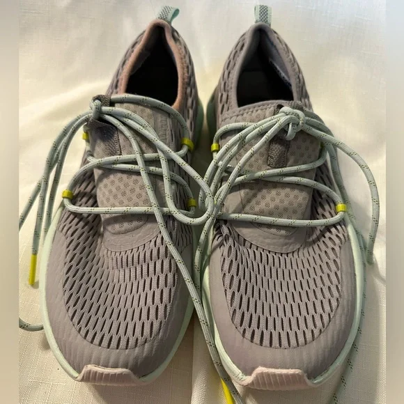 Sorel Sneakers Size 8 - Picture 1 of 6